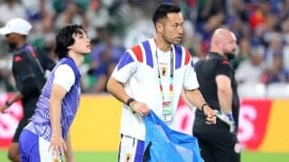 【Ｗ杯】吉田麻也、南野拓実がボール拾い　チュニジア戦でも献身…ベンチ前で汗かいてサポート