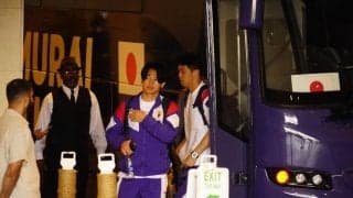 日本代表がベースキャンプ地に帰還…体調不良の町野修斗はマスク姿　前日チュニジアに４-０大勝