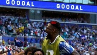 【Ｗ杯】初出場カボベルデが歴史的初ゴール！　Ｋ・ピナの３０メートルＦＫ弾で先制　強豪ウルグアイに１点リード