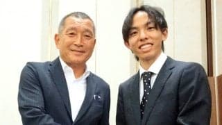 元サッカー少年の「シン・山の神」黒田朝日もサムライブルーに感銘　元日本代表ＤＦ都並敏史さんと対面