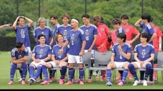 【Ｗ杯】フィールドプレーヤーで残り２人…出場なしの長友佑都が熱すぎる「一気にスタジアムの空気を変えますから」