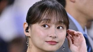 ｢真面目からの笑顔、継続なのね！｣影山優佳の現地レポート｢カゲレポ｣の“キャラ変二段階オープニング”再披露！｢間の切り替え方可愛い｣