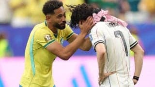 「敬意ある瞬間だ」号泣の田中碧をブラジル代表FWが慰める「美しい振る舞い」に米放送局も注目 【W杯】