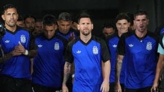 ｢神｣メッシが貫禄＆絶妙の直接FK弾でW杯史上初の7試合連続ゴール！ W杯連覇を目指すアルゼンチン代表の進撃＆スタンドからのメッシコール