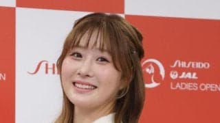 「仕事間違ってませんか？」２２歳人気美人ゴルファーの大変身姿に騒然「破壊力凄すぎ」「かわいすぎやろがい！」
