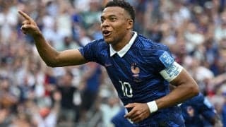 「知っておいてほしかった」2ゴールを挙げたムバッペ、デシャン監督に駆け寄り抱擁……話題のシーンについて背景明かす【北中米Ｗ杯】