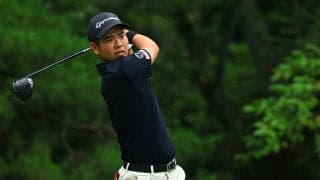 20歳の亥飼陽が首位ターン 前年Vの佐藤快斗は6打差6位／日本アマ