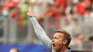 ０－３完敗なのに…カナダ監督まさかの奇行　失点直後にハイタッチ＆試合後ガッツポーズ