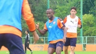 【Ｊ１清水】元美容師の新加入・ブラジル出身ＭＦディエギーニョ　シャドー、ボランチ、ＳＢもこなす万能助っ人は「家族を養うには選手で成功するしかない」
