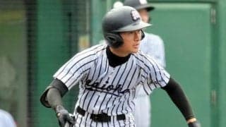 舞岡の4番赤間選手、全力のヘッドスライディング　次は自分が励ます