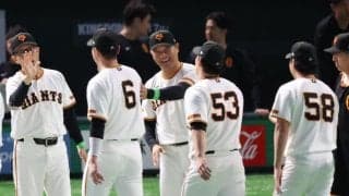 巨人・戸郷の負傷箇所は左太もも裏　橋上監督代行「大事じゃなければいいんですけど」と表情を曇らせる　５回無安打投球も走塁時に負傷し無念降板