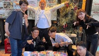 JRA騎手が函館に“恩返し” ジョッキー6名が子どもたちに400食分のお菓子などをプレゼント