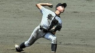 3長打の活躍後、リリーフで上ったマウンドでは苦闘　東稜・岩下選手