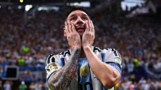 【W杯】メッシが「泣いている」 0-2から奇跡の逆転劇…試合終了直後、胸を打つ光景に国内外で反響