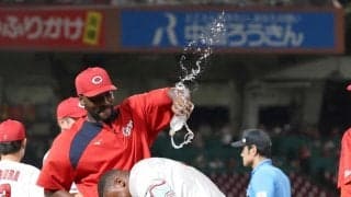 広島　アクシデントを乗り越え２試合連続のサヨナラ勝ち　９回に代打・モンテロが押し出し四球選ぶ　序盤に玉村と小園が交代も