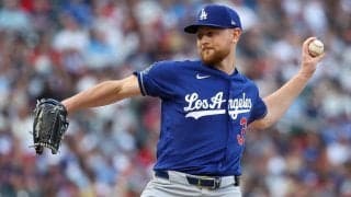 ドジャースのラウアーが家族ショット公開　エミリー夫人らと笑顔「とてもかわいい」
