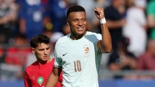 【W杯】怪物エムバペは「まるで大自然の脅威だ」衝撃弾に海外ファン大沸騰！「開いた口が塞がらない」「超極小のスペースから…」