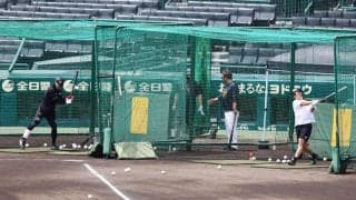 【阪神】悔しい思いした若手らが甲子園で早出特打　コーチ見守る前で坂本誠志郎も精力的に