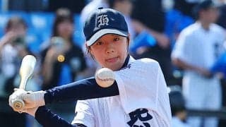 【高校野球】日比谷、女子部員が助監督としてベンチ入り　ノッカーも務めうれし涙／東東京