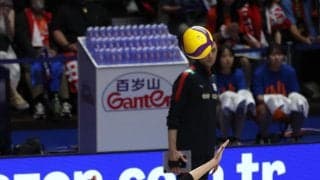 【バレー】日本第２セット取り返す　一進一退13－13から和田の強打で勝ち越し最後は石川決める