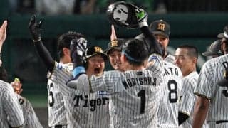 阪神　劇的サヨナラ勝ち！近本復帰後初安打から森下が決めた！「決めてやるという思いでした。チカさんが来たことで勢いが変わる」同点許した直後に甲子園が熱狂