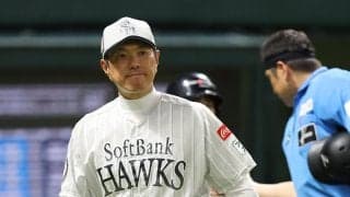 【ソフトバンク】栗原陵矢、守りでアウトカウント間違える…小久保監督「スキだらけですね」