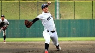 無安打無得点で7回投げきる　2年半分の思い込め　碧南の竹内投手