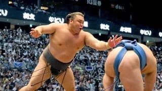 大関霧島　綱とりへ好発進　藤ノ川を圧倒「自分から圧かけられた」　勢いは十分「一日一番で。乗っていかないと」