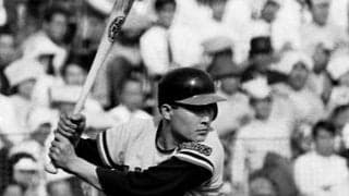 【昭和プロ野球の仕事人】アゴを肩に乗せてホームランを打つ。長池徳士の武骨な打撃フォーム