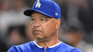 ドジャースがミス連発で逆転許す　新人捕手が痛恨捕逸→マンシーが走者の背中に送球　ロバーツ監督「締まらない試合」苦言翌日も