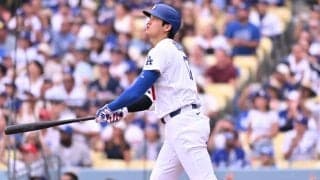 「彼は本当にヒザをケガしてるのか？」米ファンを“困惑”させる大谷翔平の特大の先頭打者アーチ　直近6戦4発　日米通算350号を記録「この男にできないことはない」