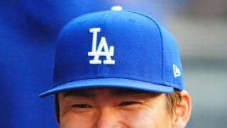 「雰囲気すてき」山本由伸、フィラデルフィア移動の際の私服コーデ公開　球宴組での集合写真も