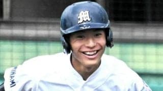 劇的勝利呼ぶ満塁打　3ボールから迷わず振り抜く　山形南・鈴木選手