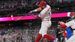 本塁打競争決勝でまさかの逆転負けのシュワバー「彼に敬意を」勝利のウォーカー称える