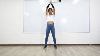 立ち腹筋、「毎日1分」続けるとどうなる？1週間～1か月の変化［トレーナー監修］