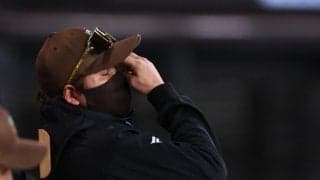痛恨敗戦の新庄監督　試合終了からわずか４分で超速帰宅　「ミスがこの結果になりました」攻守にチグハグ、ソフトバンクに勝てず１勝１１敗