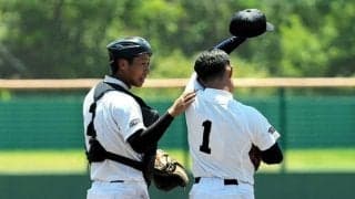 死球受けたエース鼓舞　3点先制を導いた城東・谷口捕手「粘ろう」