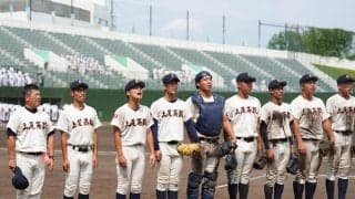 【高校野球】「公立の雄」上尾、42年ぶり甲子園へ前進　OBが経験伝え後押し／埼玉