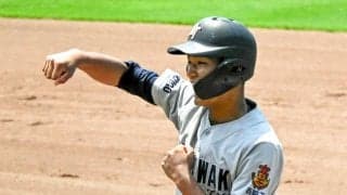 打順下げられ奮起　先制適時打の西脇工・山口選手、登板チャンス待つ