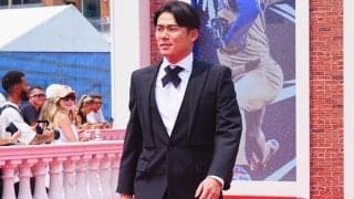 山本由伸、海外ファンに“紳士対応”　取材中に「サインクダサイ」の大合唱→快く応じる