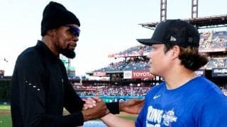 村上宗隆、NBAスターと電撃対面　衝撃の身長差23cm…オールスターで生まれた光景