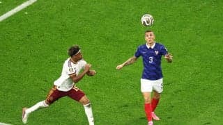 「お粗末」フランスDFの“回し蹴りPK献上”を母国紙が酷評！ヤマルに気づかず…「敗戦の象徴」「何気ないボール」【W杯】