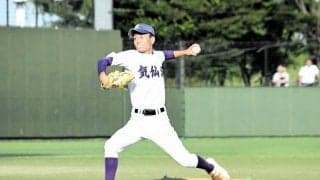 選抜16強追い詰めた18人の気仙沼　延長の死球決着にエース泣く