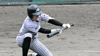 ひざ手術乗り越えて主将に　明石清水・岡村主将が意地のスクイズ