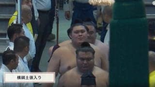 「何の音？」横綱・大の里、土俵入りで異例の事態 「壊れちゃった？」「激レア体験」館内困惑も堂々の振る舞い、一転して喝采