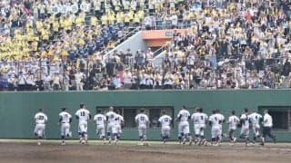 横浜-東海大相模に観衆1万人　平日朝9時＆4回戦で異例…試合前から大行列、前日には県高野連が注意喚起