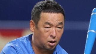 「待て待て待て、まじ！？」「めっちゃ貴重」平成唯一の三冠王の息子は２４歳ハンドボール選手だった！親子始球式で対戦「自慢の息子さんなんだろうなあ」