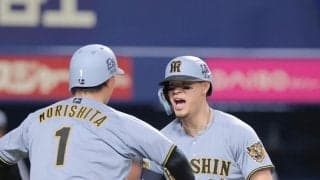 阪神　佐藤輝が逆転２ラン　七回に柳のノーノー止める　外野手が一歩も動かない圧巻弾に球場騒然　直近５試合５発＆１０打点の大暴れ