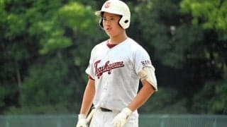 九回満塁の好機　打席の帝塚山・山本主将は目で仲間に「ありがとう」