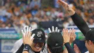 巨人　ヤクルトに６カード目で初勝ち越し　同点の６回に浦田の好守で２死満塁しのぐ　直後の７回に笹原が決勝２号２ラン　投手陣は１安打１失点